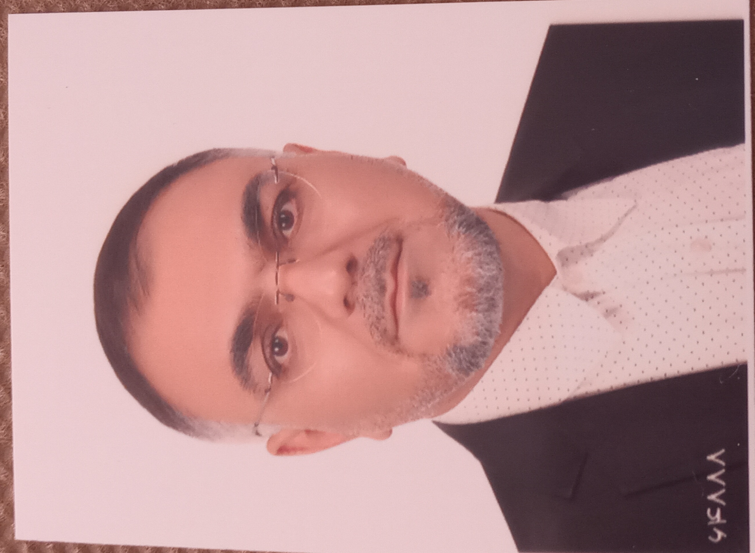 اسد آزادی