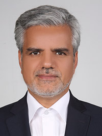 محمود صادقی